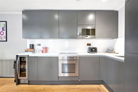 East Hill, SW18, London - Photo 5