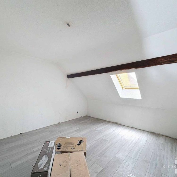 Appartement de 3.5 pièces dans les combles - Photo 1