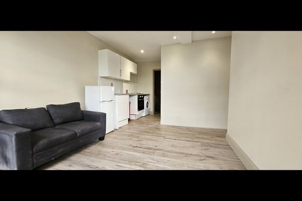 1 Bed Flat, Camden Road, NW1 - Photo 1