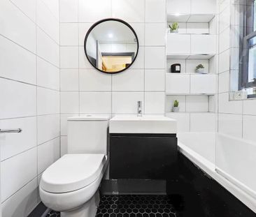 1 bedroom flat to rent - Photo 6