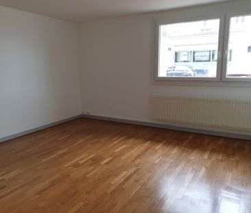 Location Appartement 3 pièces 62m² LE CREUSOT 71200 - Photo 1