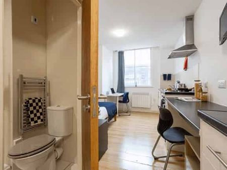 Silver Studio - Photo 4