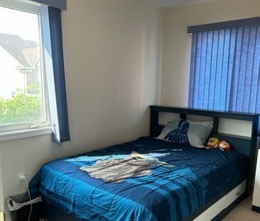 For Lease - 179 Dallimore Circle, Toronto, Ontario - Photo 5