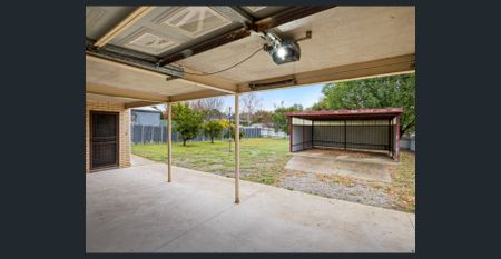 CENTRAL LIVING - RENOVATED 4 BEDROOM HOME - Photo 5