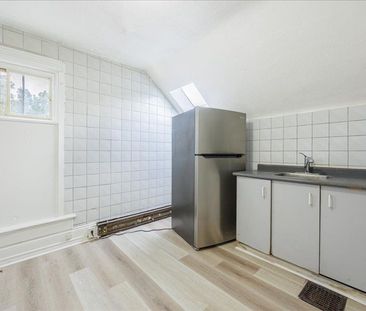 For Lease - 166 Main Street Unit# 2, Brampton, Ontario - Photo 2