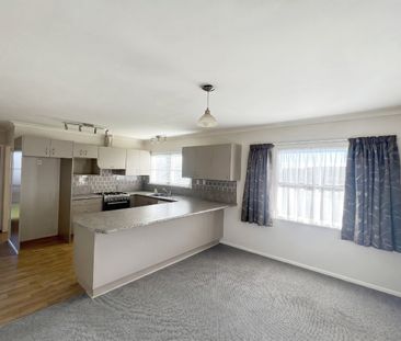 Levin - 3 Bedrooms - Photo 6