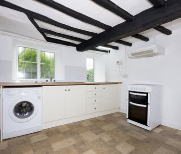 Butts Close, Aynho - Photo 1