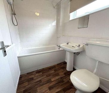 Pendleton, Ravensthorpe, PE3 - Photo 6