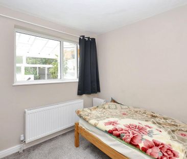 3 bedroom terraced bungalow to rent - Photo 6