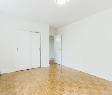 For Lease - 33 Erskine Avenue Unit# 201, Toronto, Ontario - Photo 6