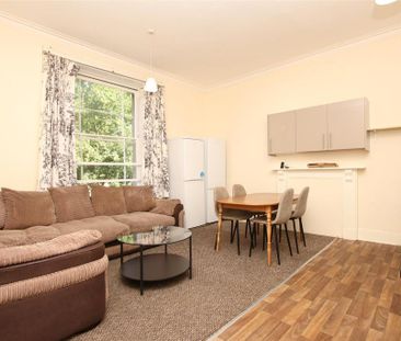 5 bedroom flat to rent - Photo 1