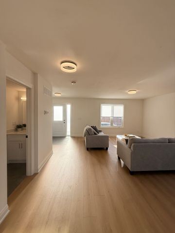 For Lease - 19 Arrowsmith Avenue Unit# 5A, Toronto, Ontario - Photo 4