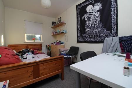 Milton Road, The Polygon, Southampton, SO15 - Photo 3