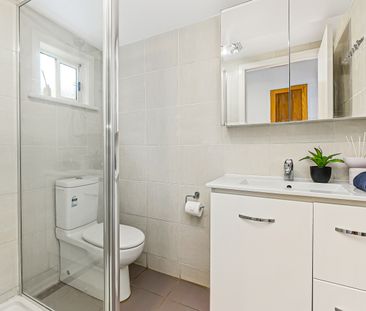 28 Leigh Street, Huntingdale VIC 3166 - House For Rent | Domain - Photo 5