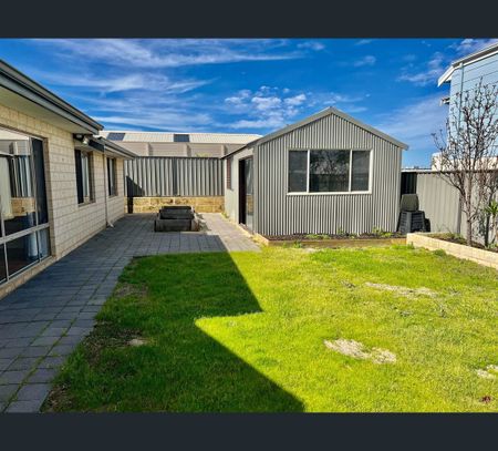 15 Arrino Parade, Baldivis, WA 6171 - Photo 2