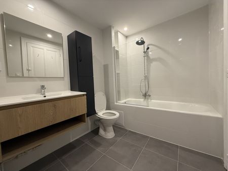 Appartement 4 pièce(s) 2 chambre(s) 80 m² - Photo 3