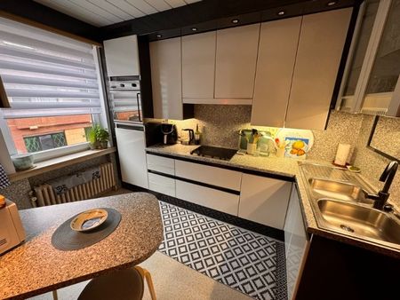 --- NIEUW --- Volwaardige gezinswoning met garage en tuin in Gent! - Photo 3