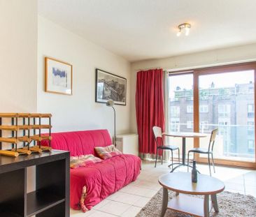 Studio te huur in Sint-Lambrechts-Woluwe voor € 700 met 1 slaapkamer - Photo 1