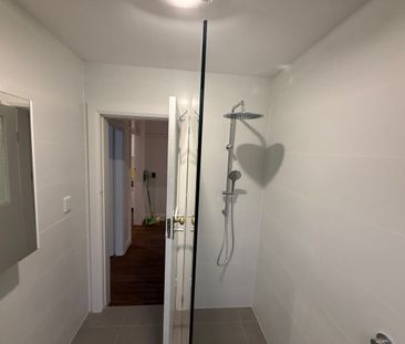 Art Deco building in popular Beaumont Street - Photo 5