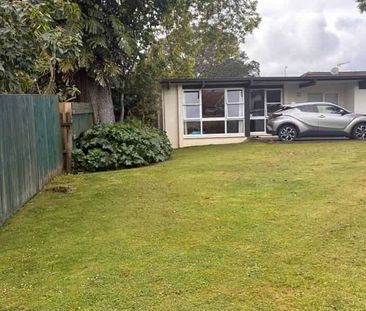 Tidy and private unit in great location. - Photo 4