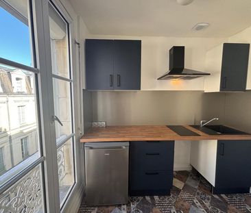 Location Appartement 1 pièce 20m² ANGERS 49100 - Photo 3