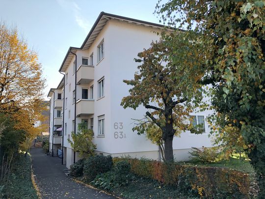 SCHÖNE HELLE 3-ZIMMERWOHNUNG MIT BALKON - Foto 1