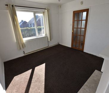 Ainsworth Avenue Horwich Bolton Lancashire - Photo 1