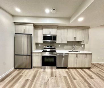 2207 Muckleplum Crescent SW - Photo 3