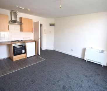 1 bedroom ground floor flat to rent - Photo 4