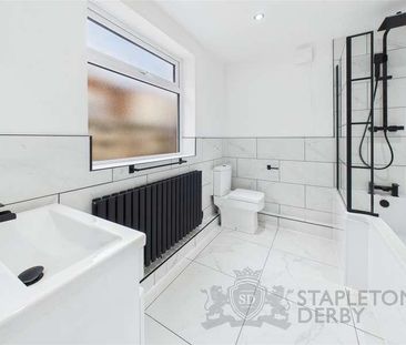 Greenfield Road, Dentons Green, St. Helens, WA10 - Photo 2