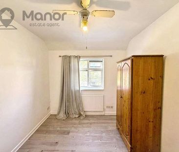 Stevens Road, Dagenham, RM8 - Photo 6