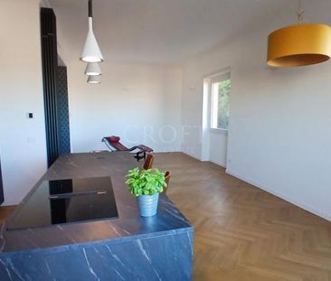 Monteverde Vecchio:Attic- Renovated, excellently located 2 bedroom ... - Photo 4