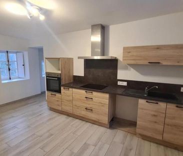 Maison 2 chambres dans un environnement verdoyant - Photo 2