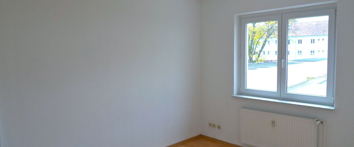 32m² Wohnung im 1.OG Nähe Rosengarten – Objektcode 12L10-W5 - Foto 1
