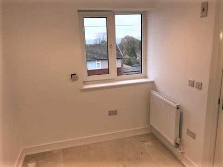 8 bedroom detached house to rent - Photo 2