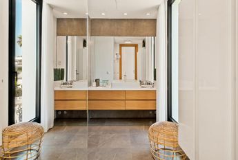 Luxury Villa for rent in Marbella Del Este, Spain