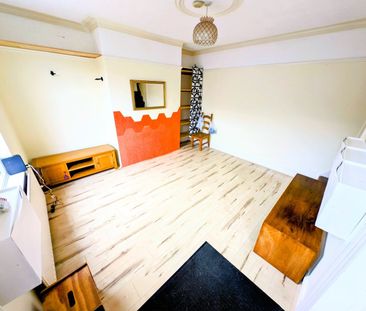 2 Bed Terraced House, Cross Flatts Street, LS11 - Photo 6