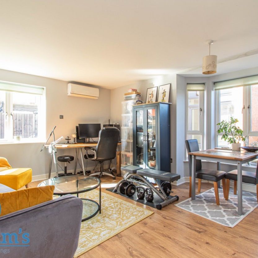 1 bed Flat for Rent - Photo 1