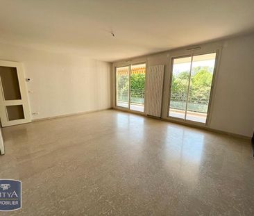 Location Appartement 4 pièces 96m² LYON 4ème - Photo 3