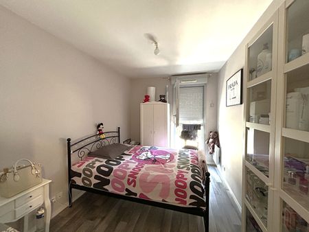 Location Appartement 3 pièces 56m² - Photo 5