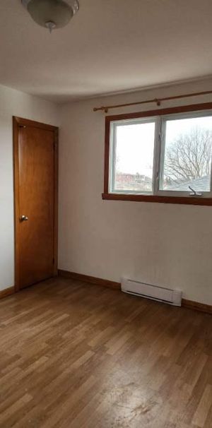 Appartement 5 1/2 très grand - Photo 1