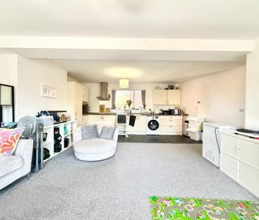 1 bedroom flat to rent - Photo 4