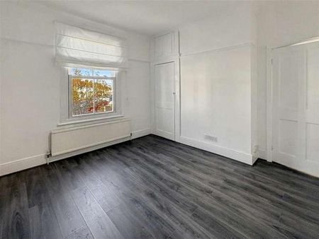 Sunningdale Avenue, Leigh-on-sea, SS9 - Photo 4