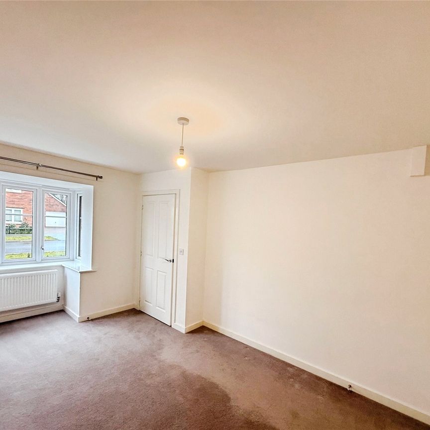 2 bedroom house to rent Sparrowhawk Crescent, Wootton, Northampton, Northamptonshire, NN4 - Photo 1