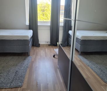 Svängrumsgatan, Västra Frölunda - Photo 3