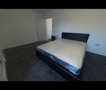 2 Bed Maisonette, Austhorpe Road, LS15 - Photo 3