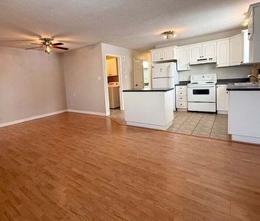 171 Mabel St Unit 6 - Photo 1