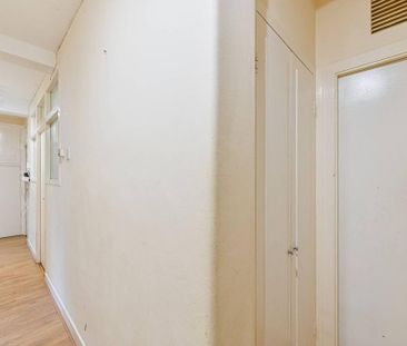 4 bedroom flat to rent - Photo 6