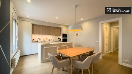 barcelona, Catalonia 08025 - Photo 3