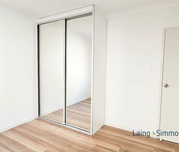 MODERN 2 BEDROOM UNIT IN CENTRAL LOCATION - Photo 1